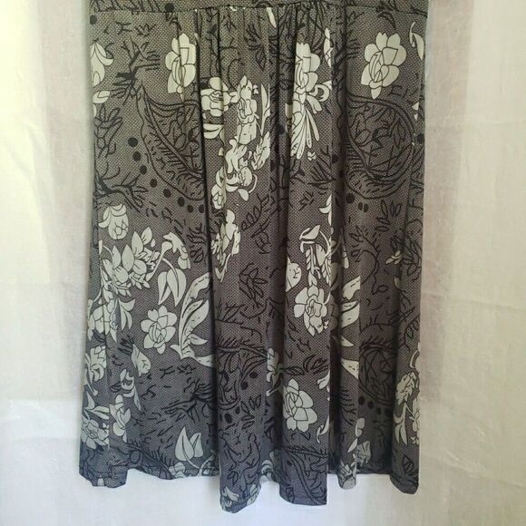 NWT REBORN Floral Gray Shirt Dress Short Sleeve Whimsy Goth Women's Size L - Picture 6 of 13